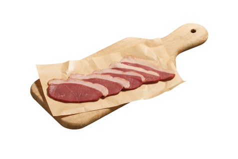 Magret de canard fumé à froid tranché